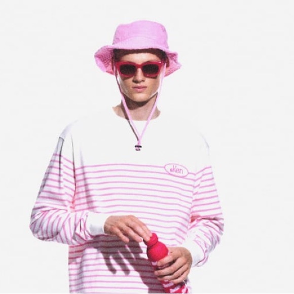 Zara x Barbie - Ken Bucket Hat pink - Picture 1 of 6